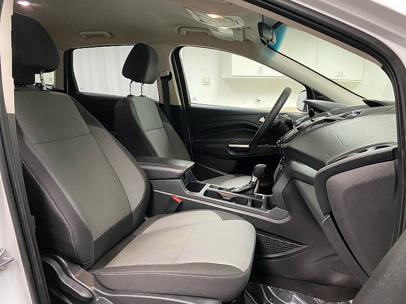 Used 2017 Ford Escape SE image 14