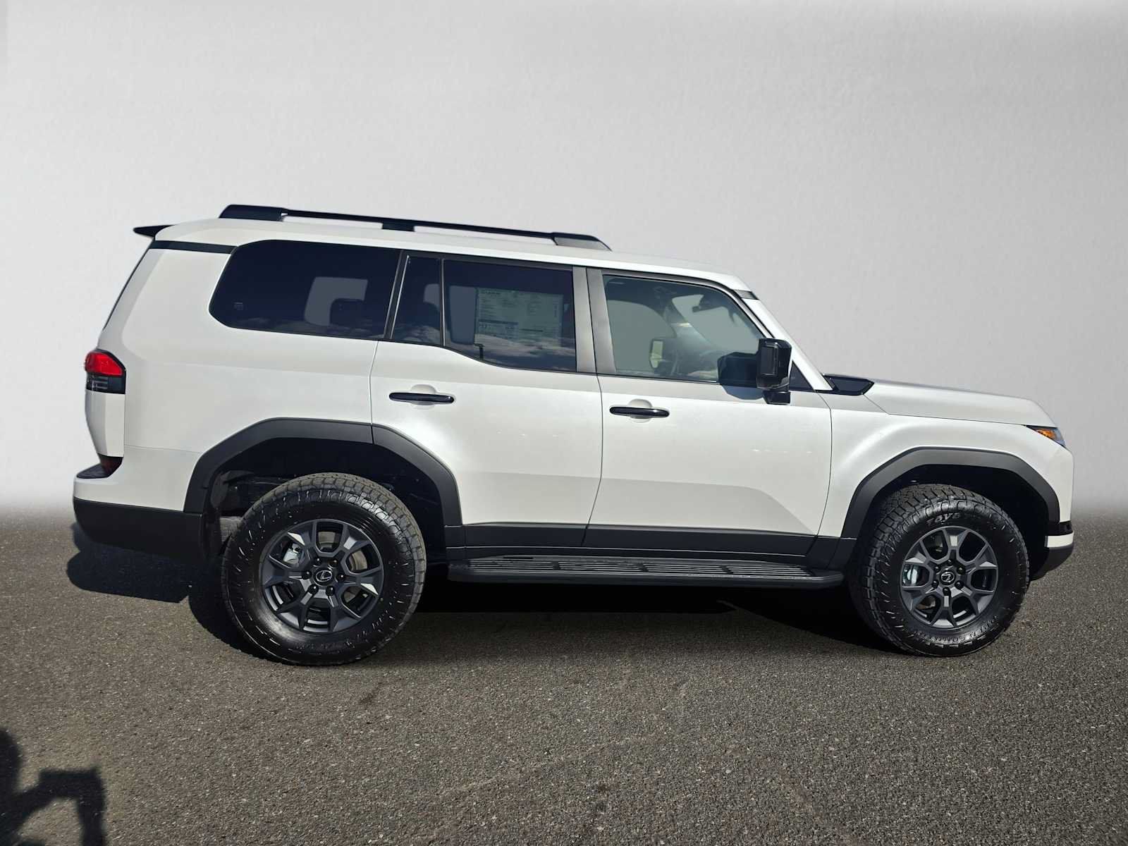 New 2026 Lexus GX 550 AWD/4WD image 2
