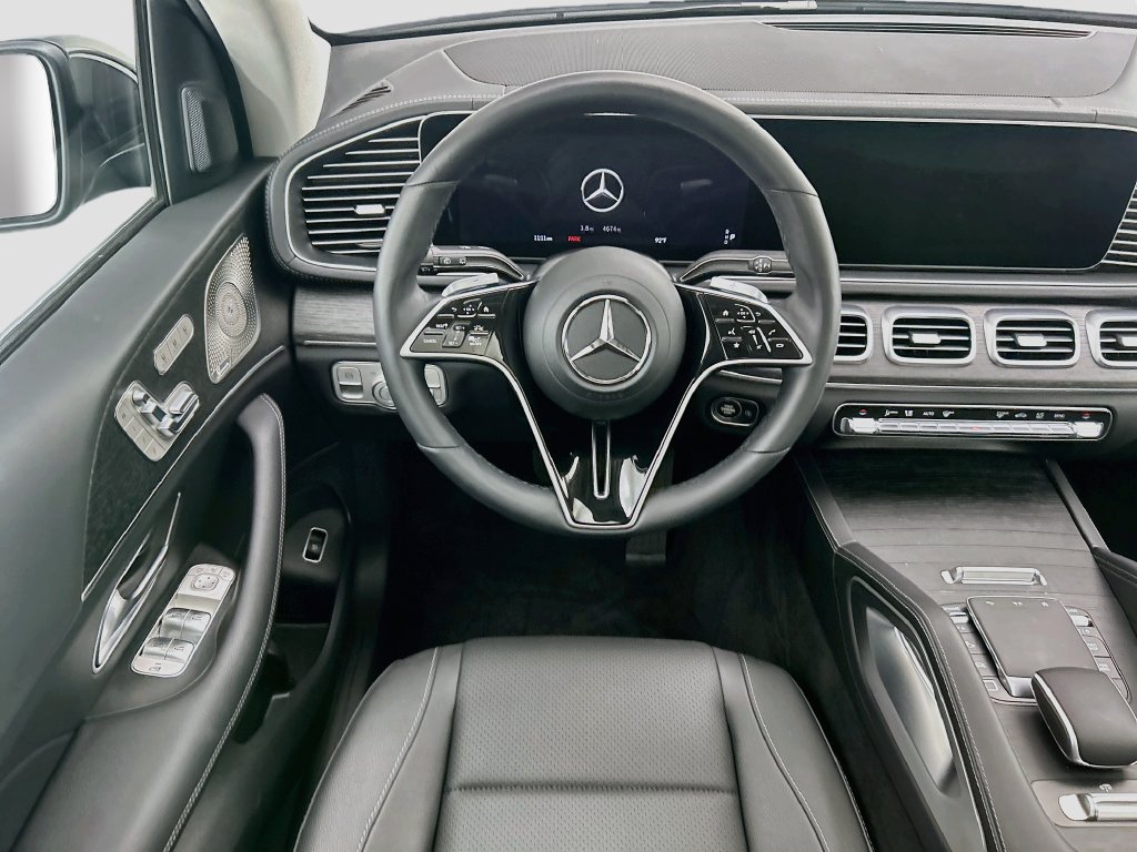 Certified 2026 Mercedes-Benz GLS 450 4MATIC image 10
