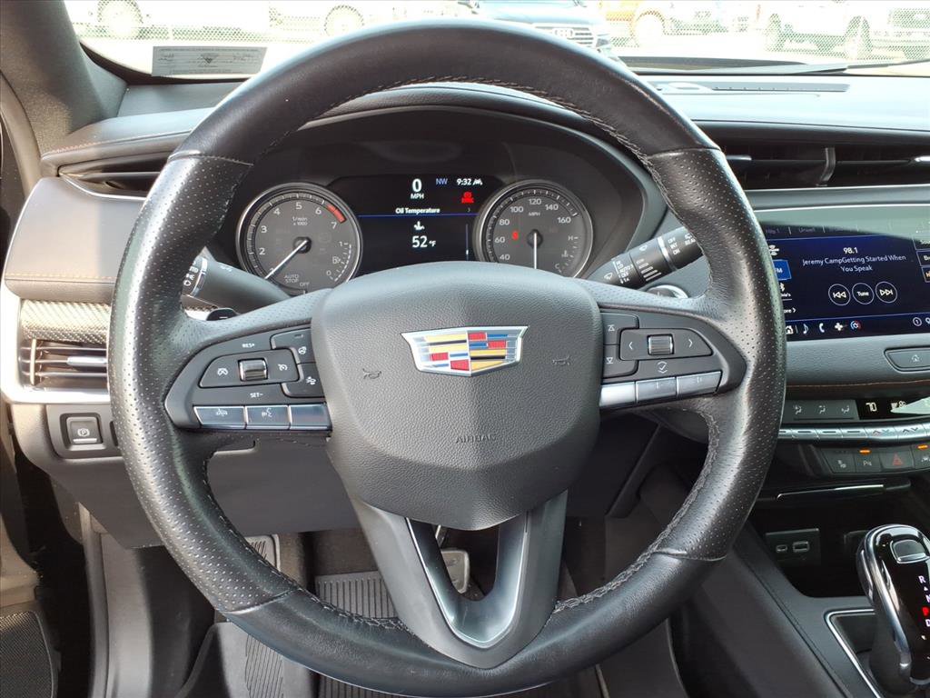 Used 2020 Cadillac XT4 Sport w/ Technology Package image 15