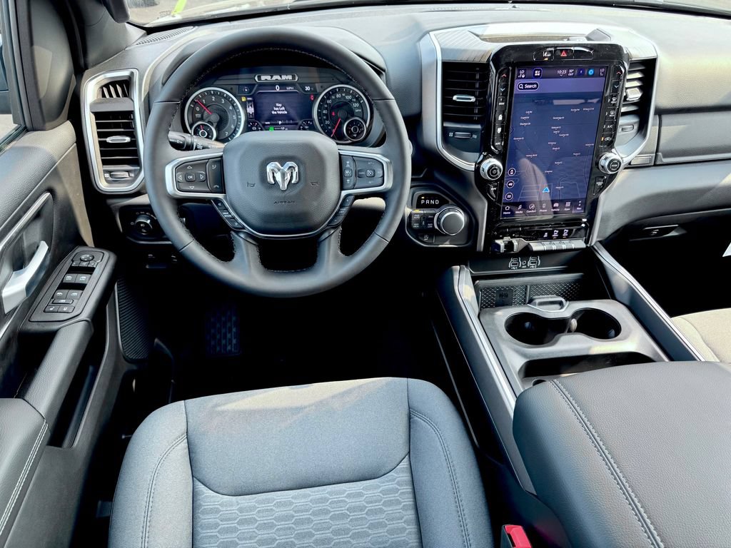 New 2026 RAM 1500 4x4 Crew Cab image 17