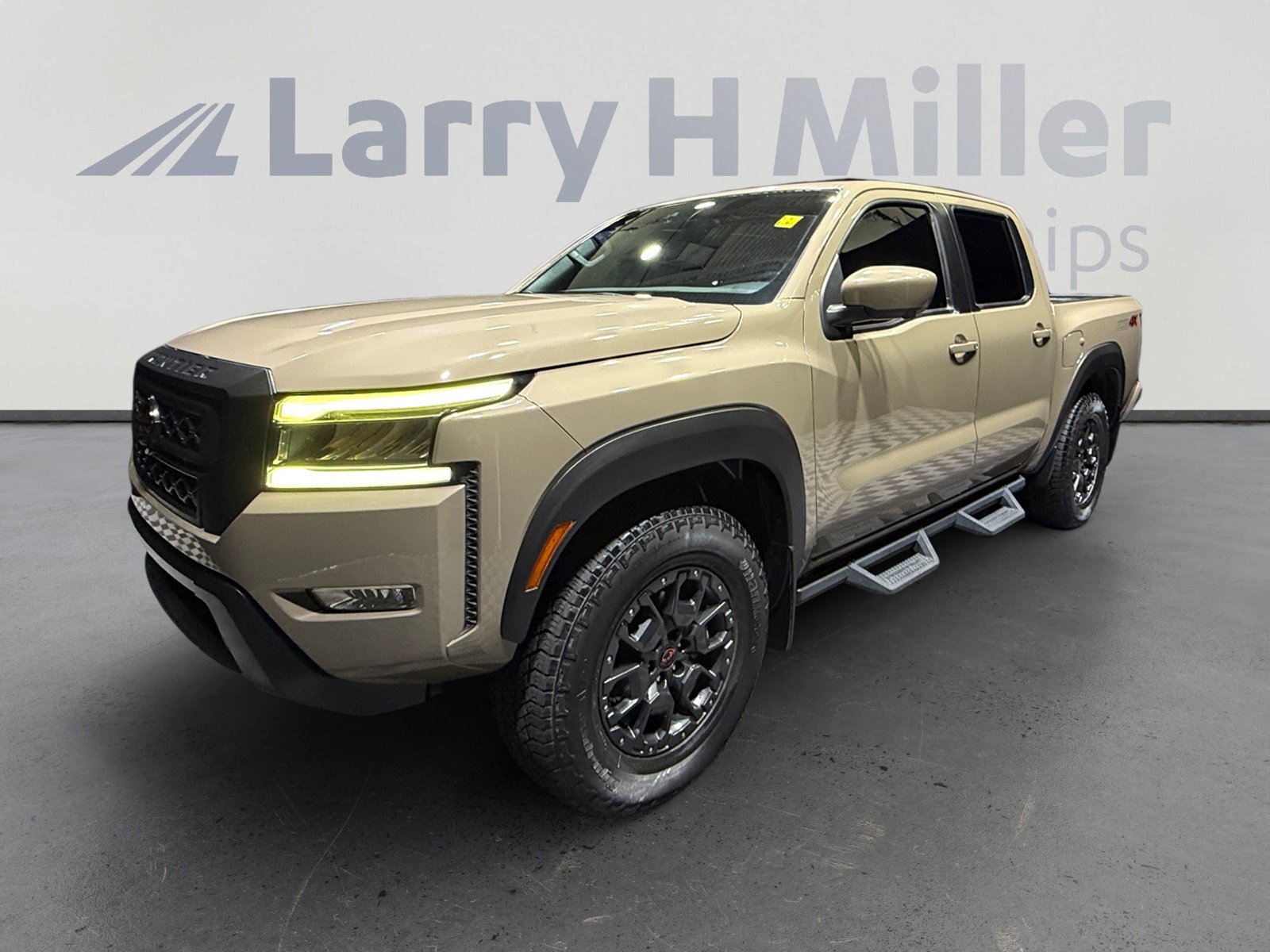 Used 2022 Nissan Frontier PRO-4X w/ Pro-4X Premium Package