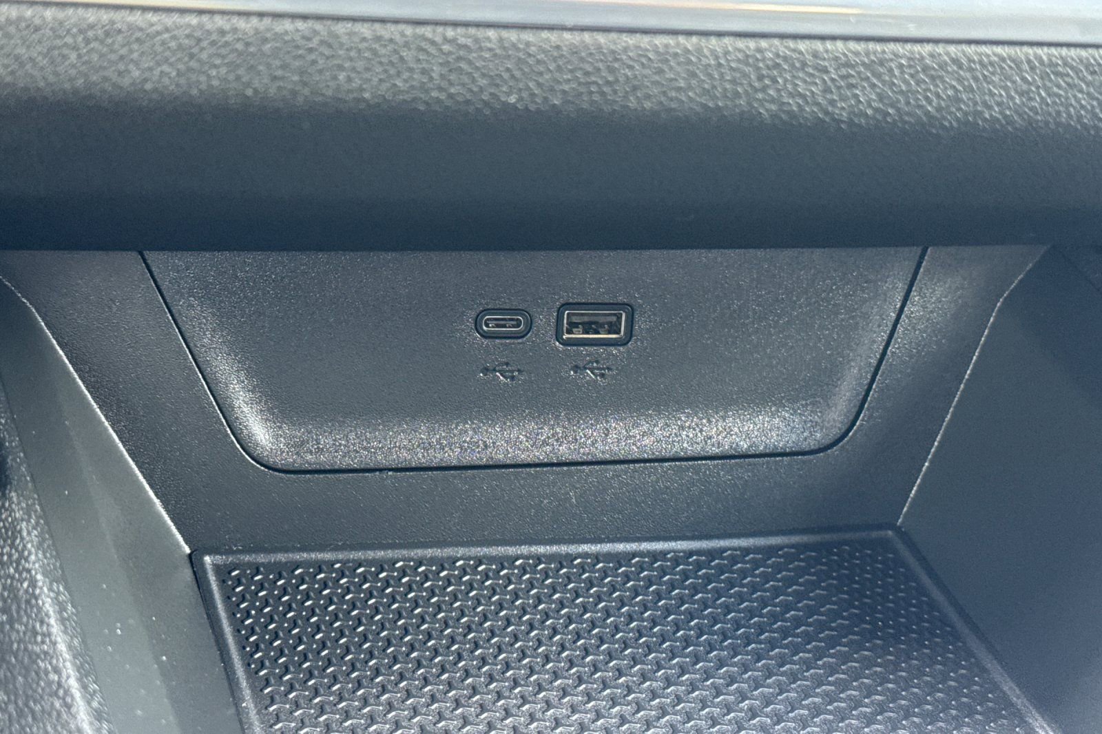 Used 2026 Chevrolet Equinox LT w/ LPO, Floor Liner Package image 31