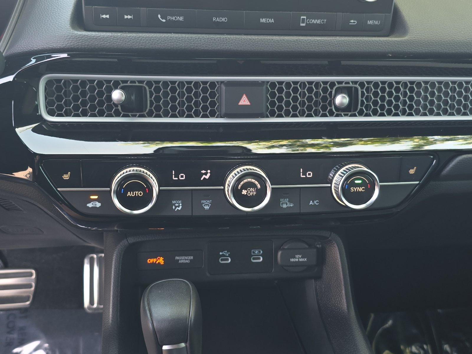 Used 2025 Honda Civic Sport image 28