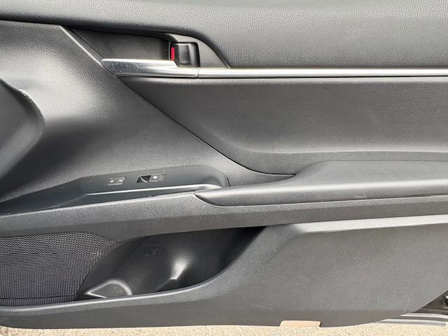 Used 2018 Toyota Camry SE w/ Audio Package FWD image 19