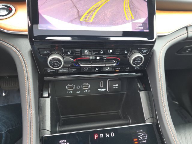 Used 2025 Jeep Grand Cherokee L Summit AWD/4WD image 34
