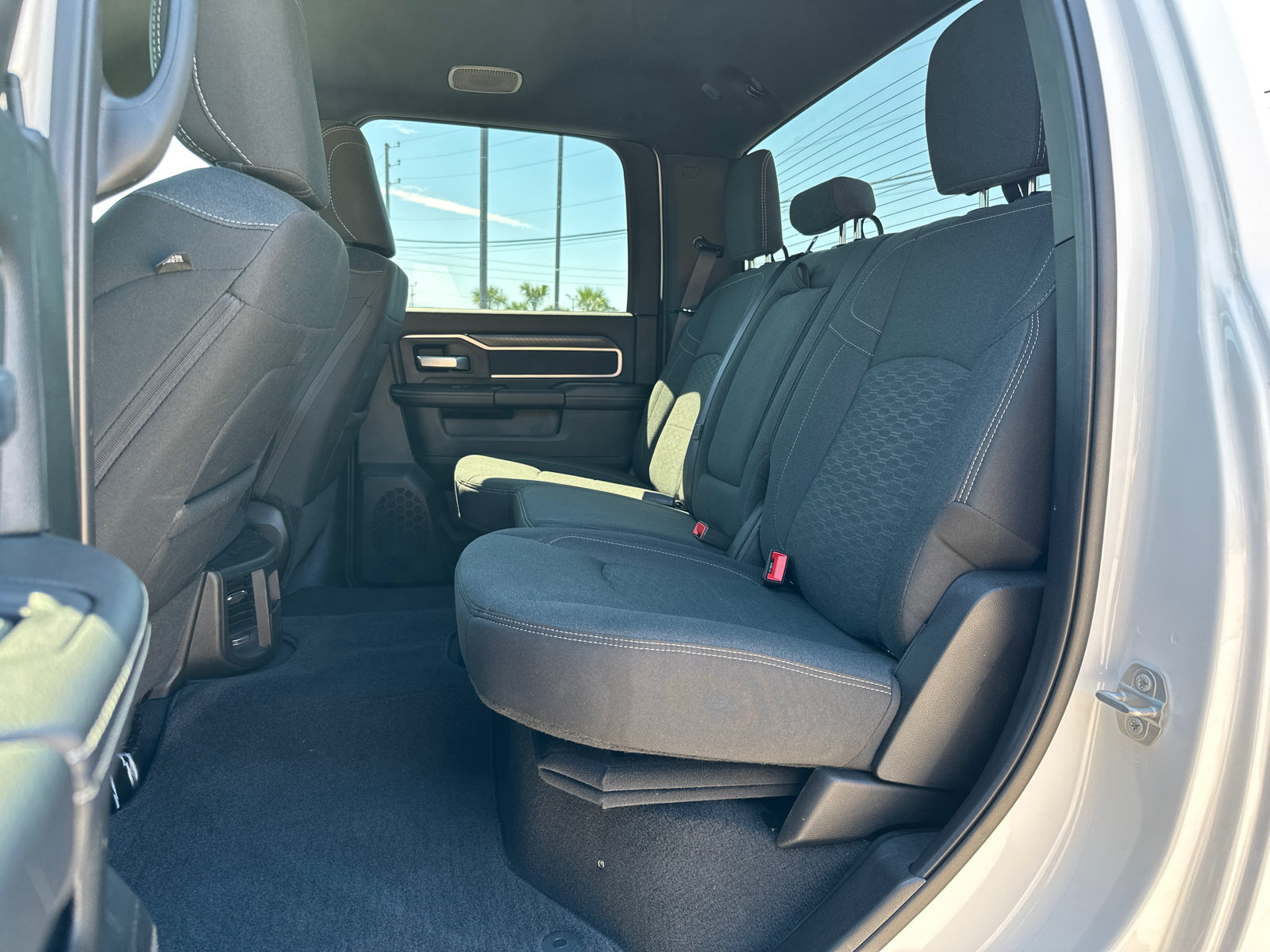 Used 2025 RAM 2500 Big Horn AWD/4WD image 14