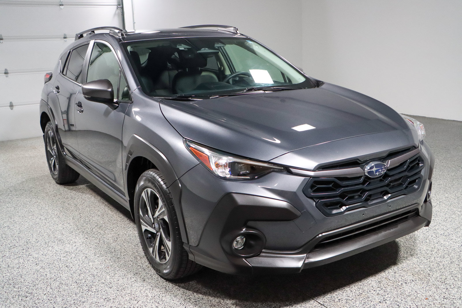 Used 2024 Subaru Crosstrek 2.0i Premium w/ Crosstrek Mirror Package AWD/4WD image 5