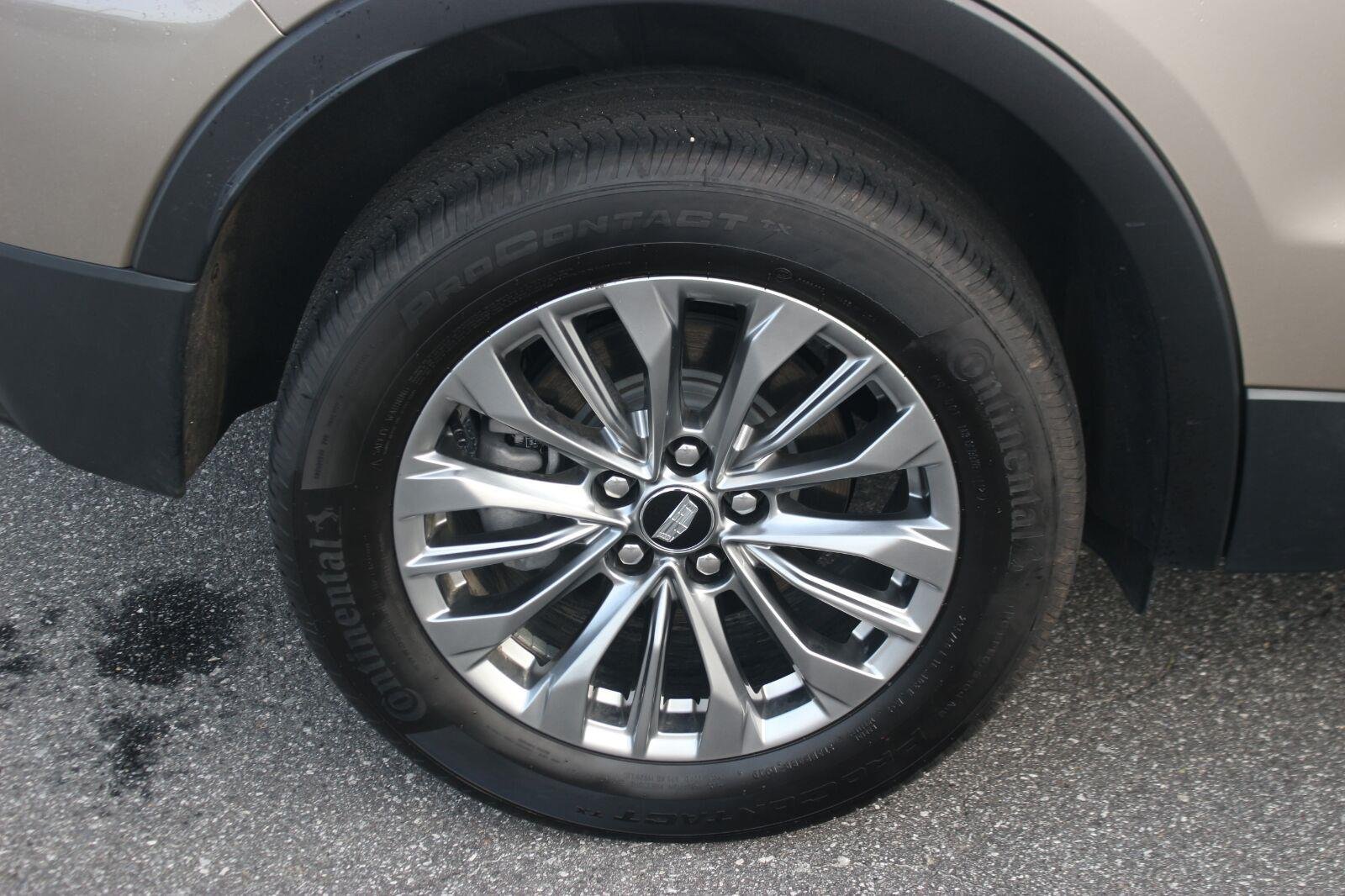 Used 2024 Cadillac XT4 Premium Luxury FWD image 37