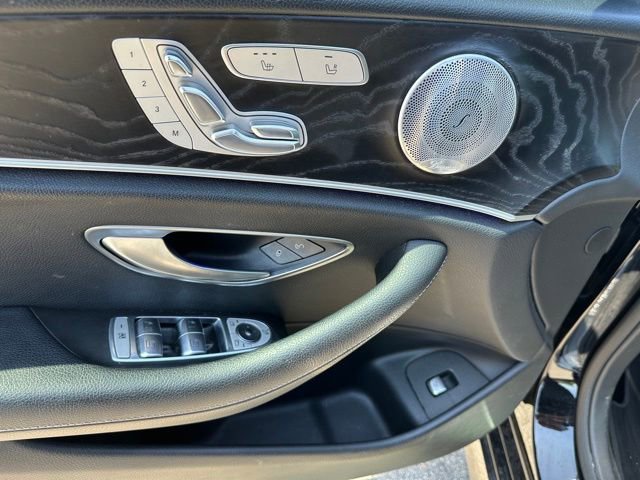 Used 2017 Mercedes-Benz E 300 4MATIC image 18