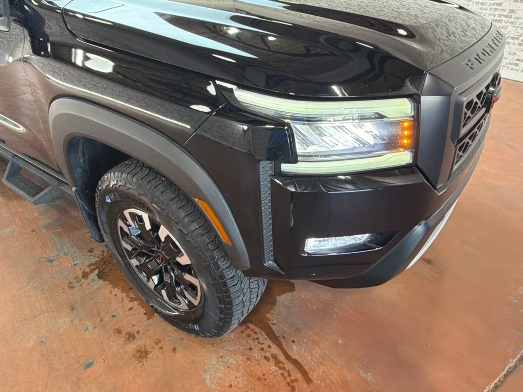 Used 2024 Nissan Frontier PRO-4X w/ Technology Package AWD/4WD image 9