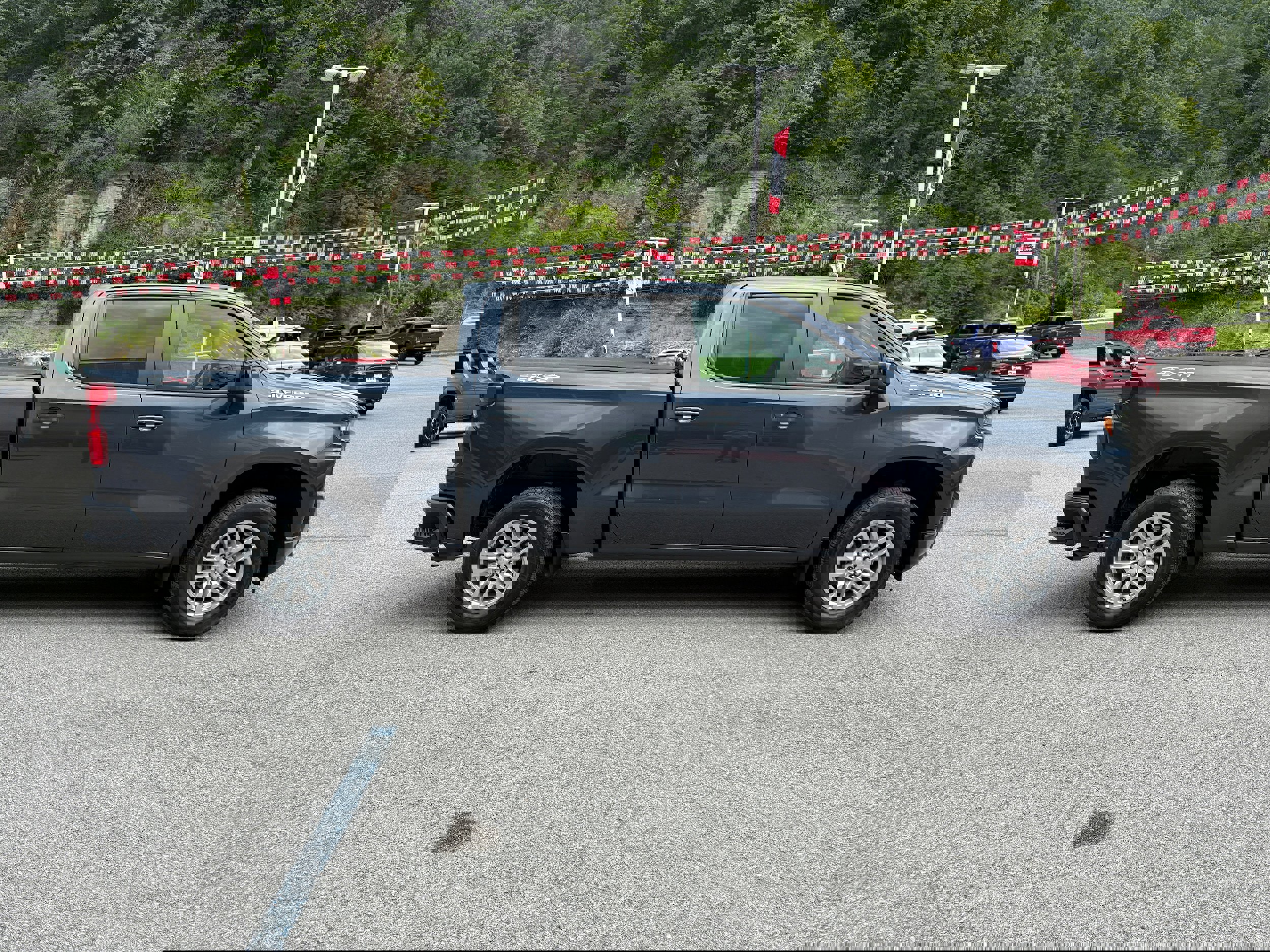 Used 2022 Chevrolet Silverado 1500 RST w/ Convenience Package II image 6