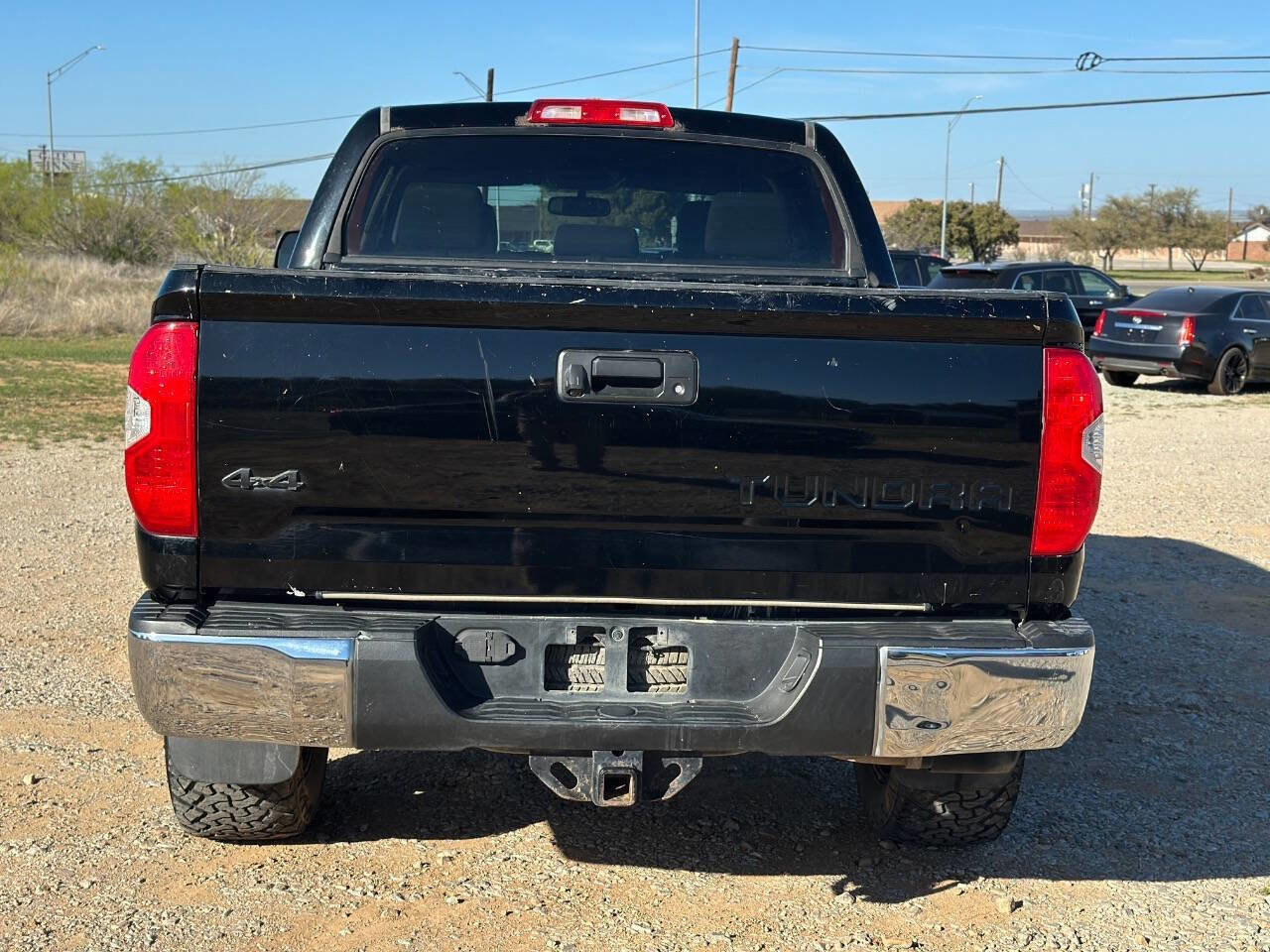 Used 2017 Toyota Tundra SR5 w/ SR5 Upgrade Package image 5