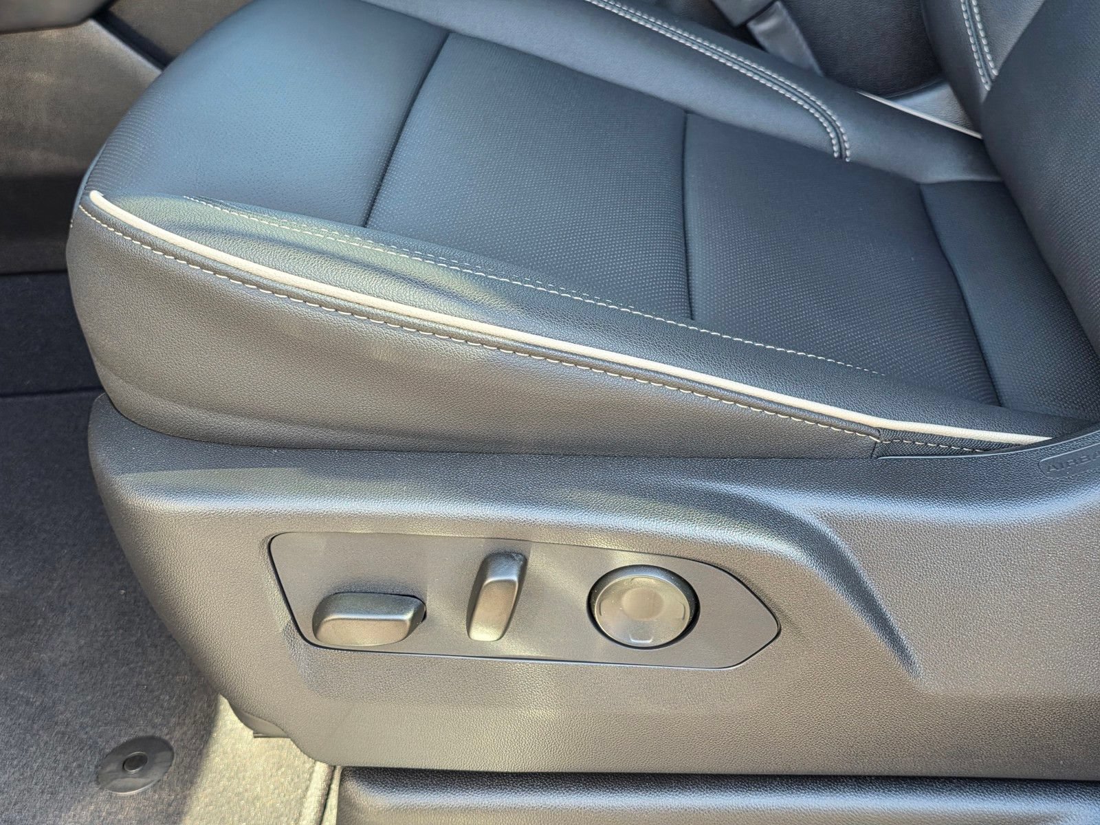 New 2026 Chevrolet Tahoe Premier w/ LPO, Get Active Package RWD image 24