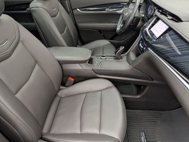 Certified 2024 Cadillac XT6 Premium Luxury w/ Technology Package image 28