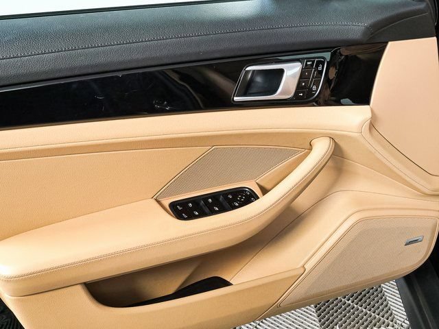 Certified 2019 Porsche Panamera 4 AWD/4WD image 6