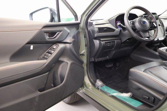 New 2026 Subaru Crosstrek 2.5i Limited w/ Popular Package #3A image 9