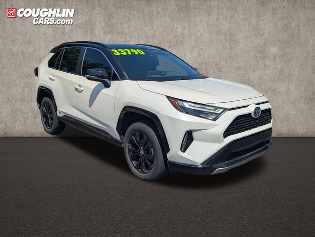 Used 2022 Toyota RAV4 XSE w/ XSE Grade Weather Package AWD/4WD image 1