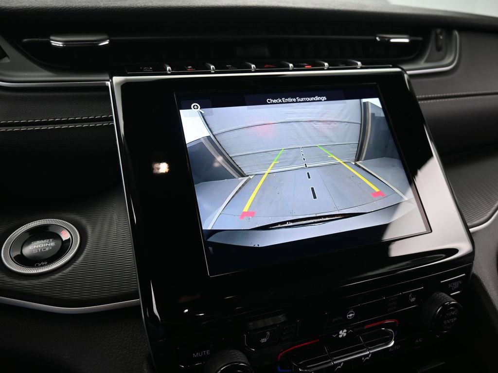 Used 2024 Jeep Grand Cherokee L Laredo w/ Luxury Tech Group I image 37