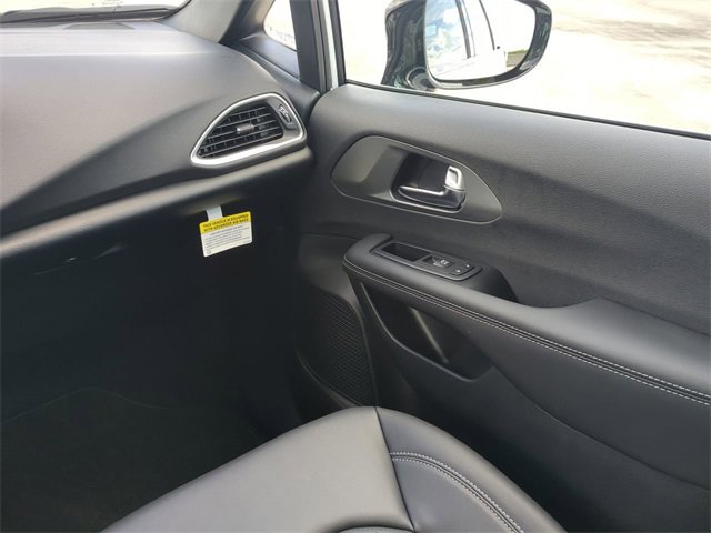 New 2026 Chrysler Voyager LX image 20