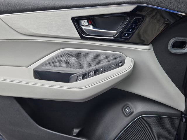 Certified 2025 Acura MDX w/ Technology Package image 31