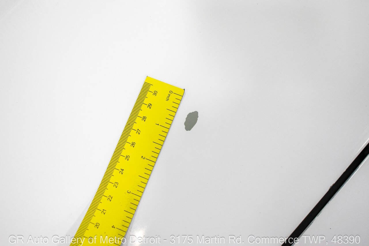 Used 1991 Dodge Shadow Convertible image 28