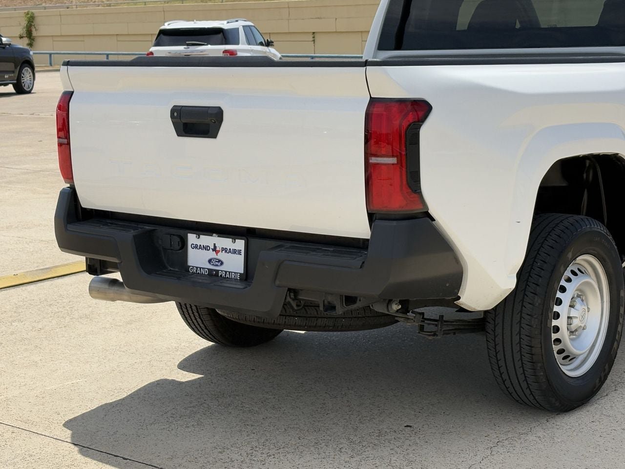 Used 2024 Toyota Tacoma SR RWD image 8