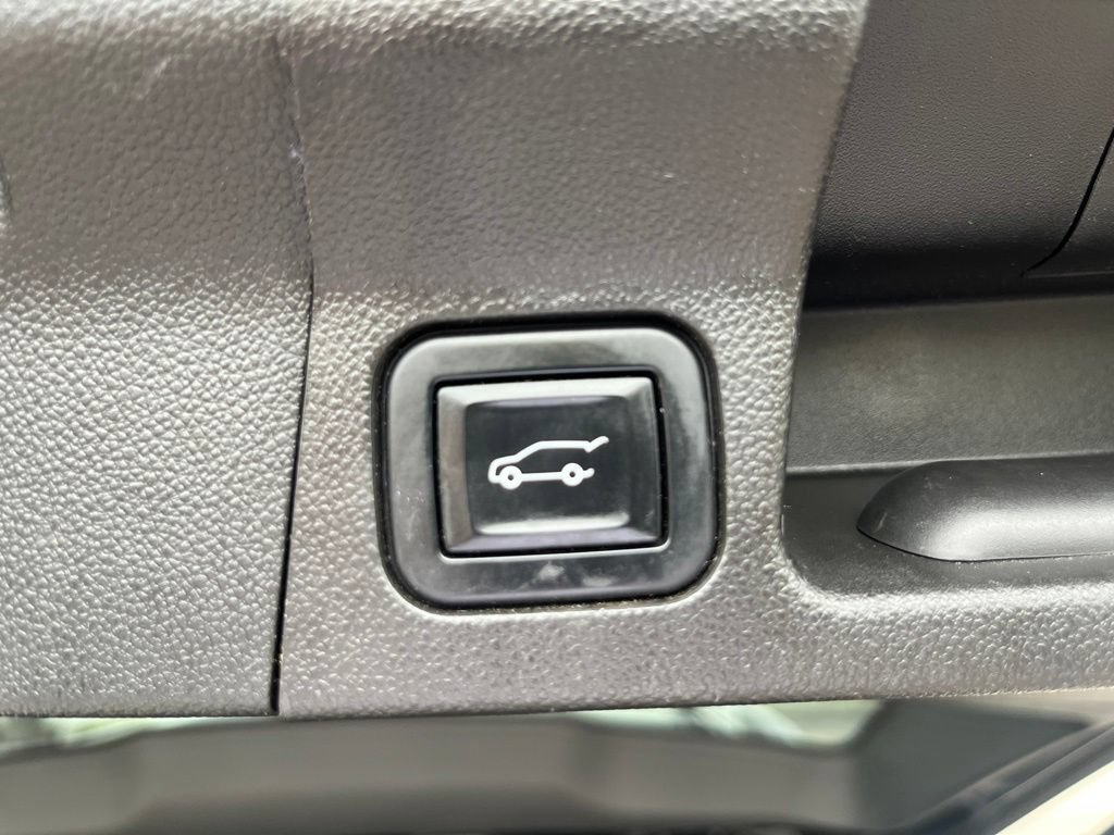 Used 2022 GMC Acadia SLT w/ Preferred Package AWD/4WD image 19