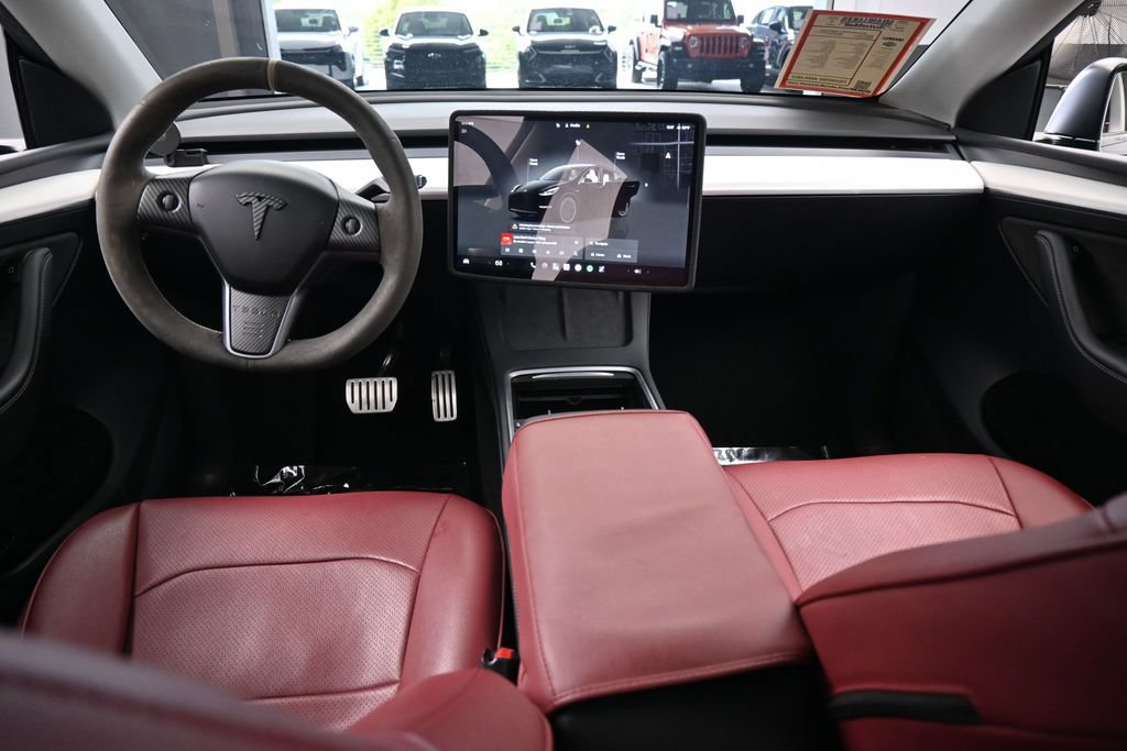 Used 2024 Tesla Model Y Performance AWD/4WD image 34