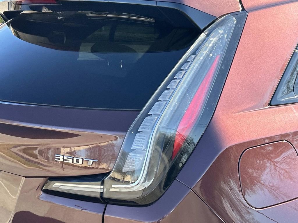 Used 2023 Cadillac XT4 Sport AWD/4WD image 13