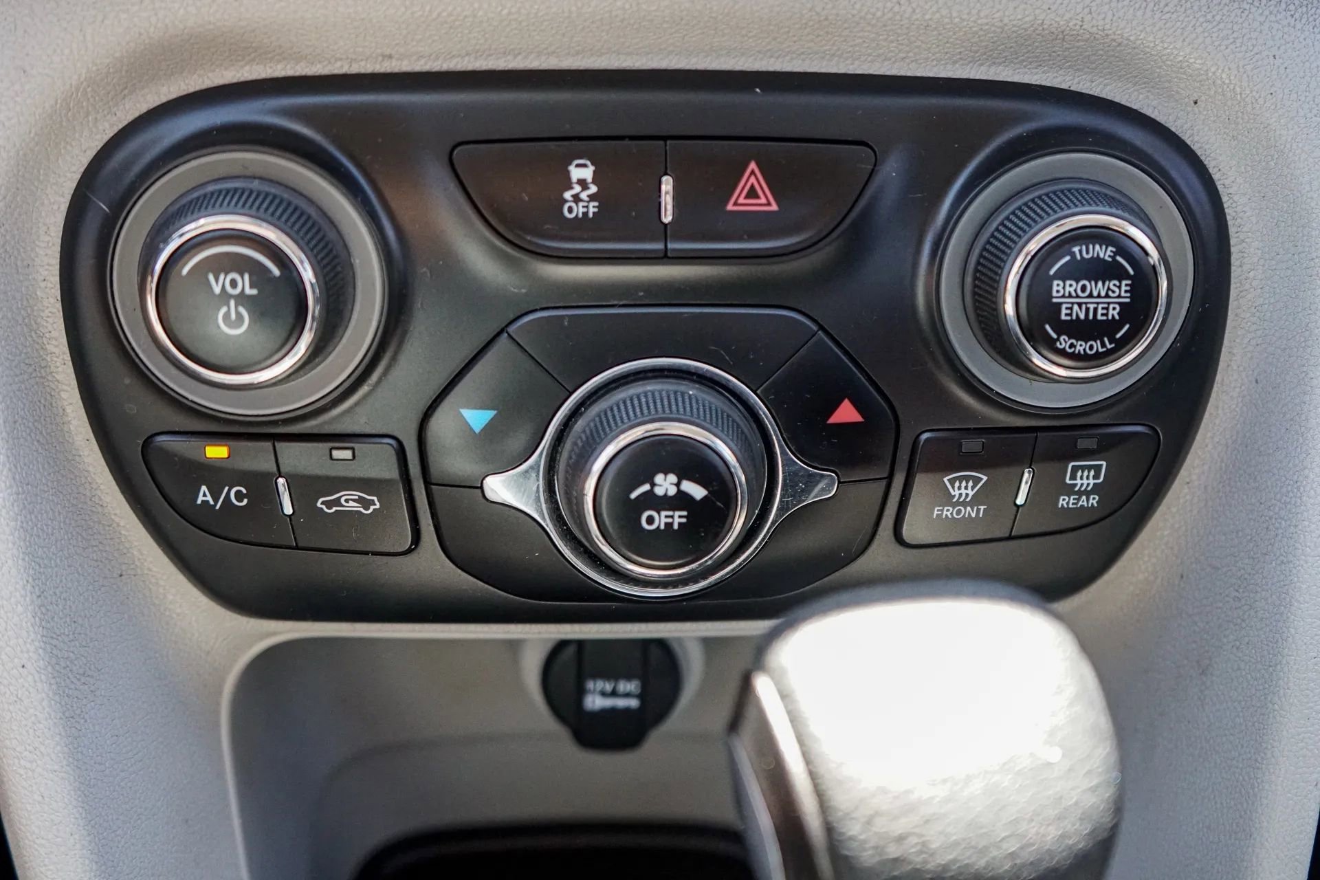 Used 2013 Dodge Dart SXT image 18