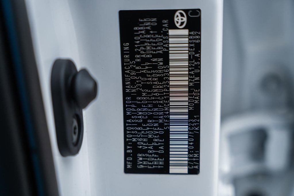 New 2026 Toyota Corolla SE image 32