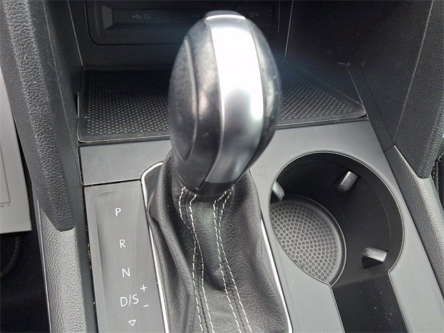 Certified 2023 Volkswagen Atlas SE image 16