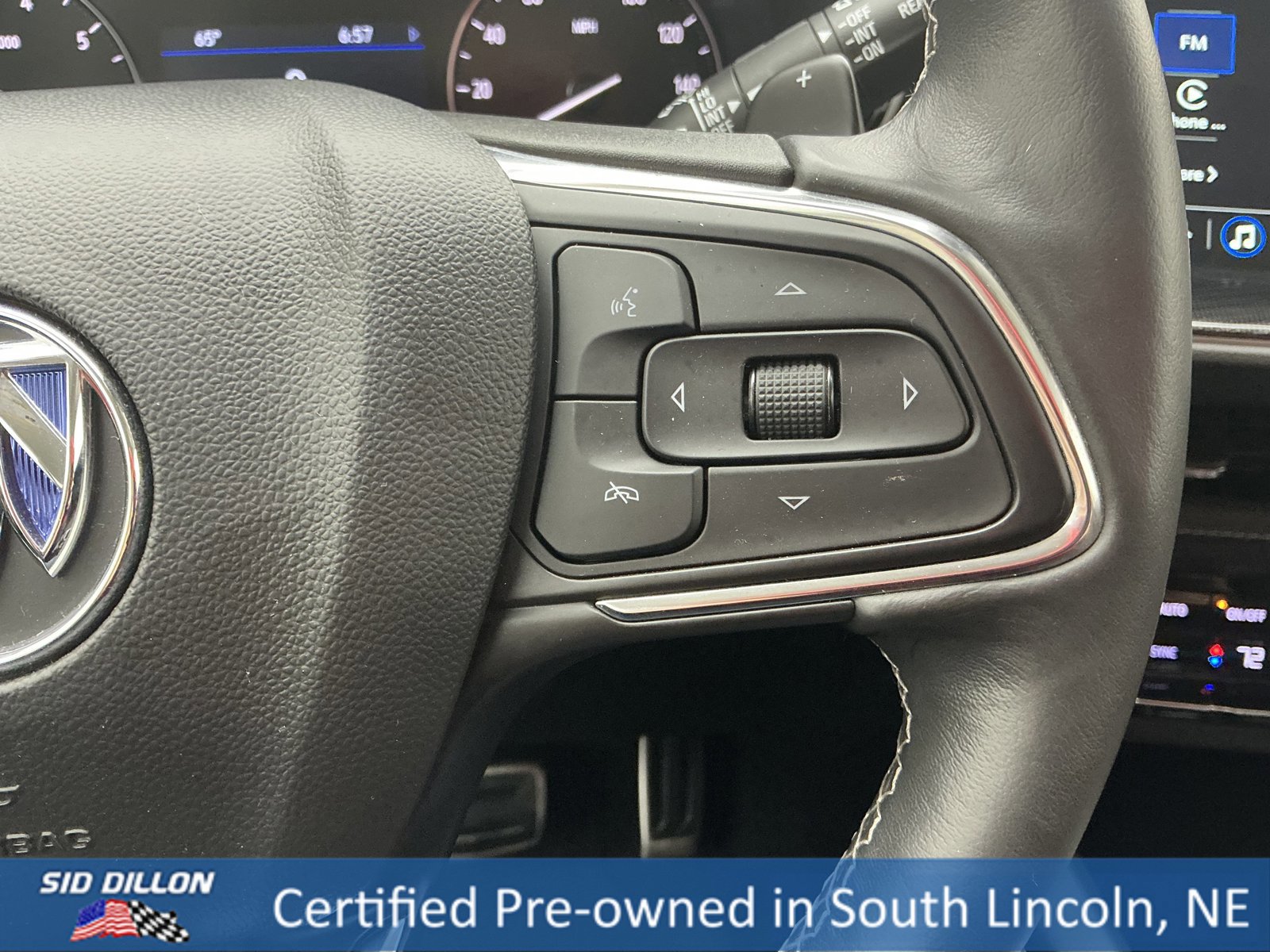 Used 2023 Buick Envision Preferred w/ Sport Touring Package image 18