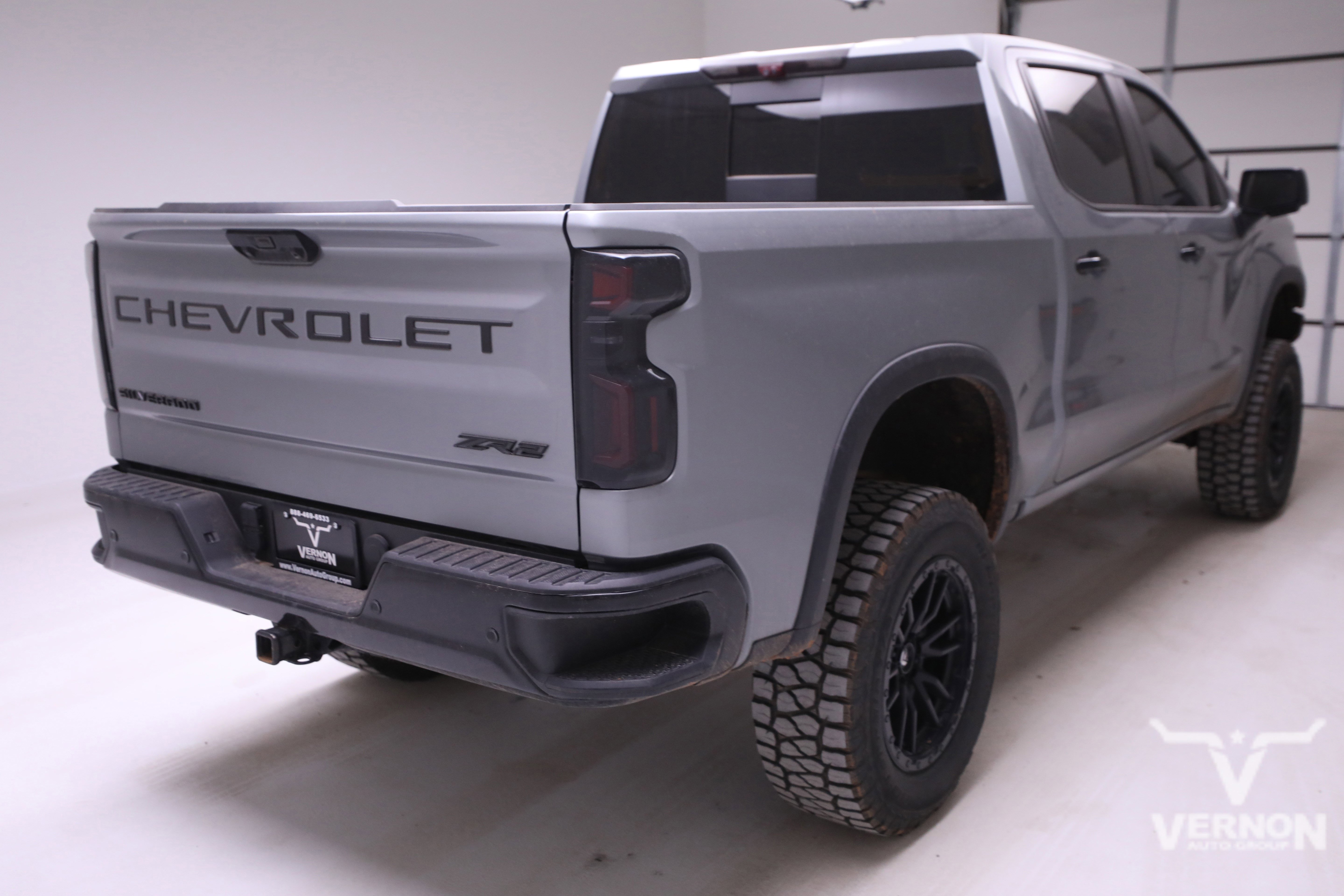 Used 2024 Chevrolet Silverado 1500 ZR2 w/ Technology Package image 5