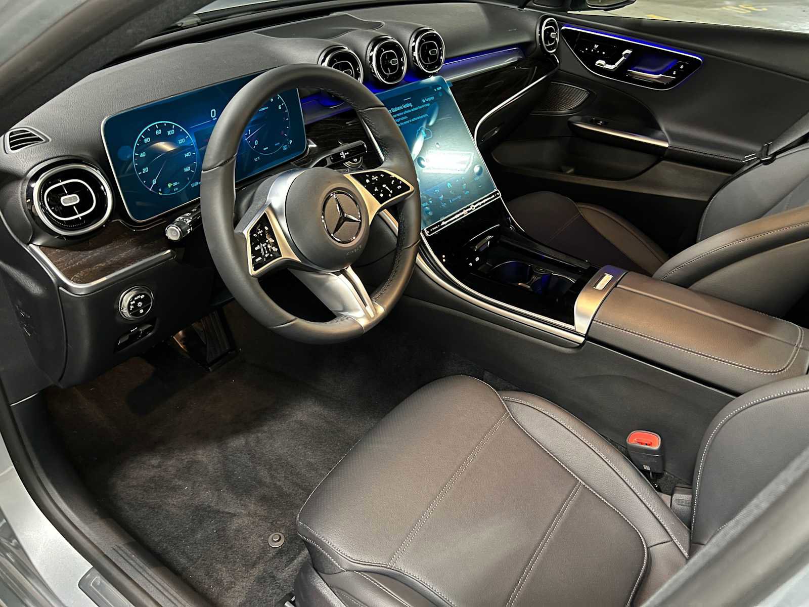 Used 2025 Mercedes-Benz C 300 4MATIC Sedan image 26