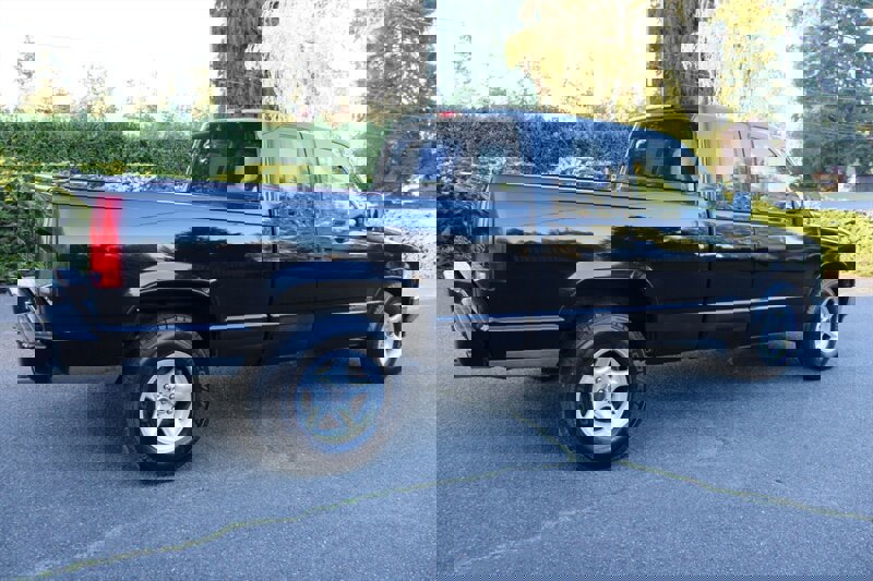 Used 1994 Chevrolet Silverado 2500 2WD Extended Cab image 3