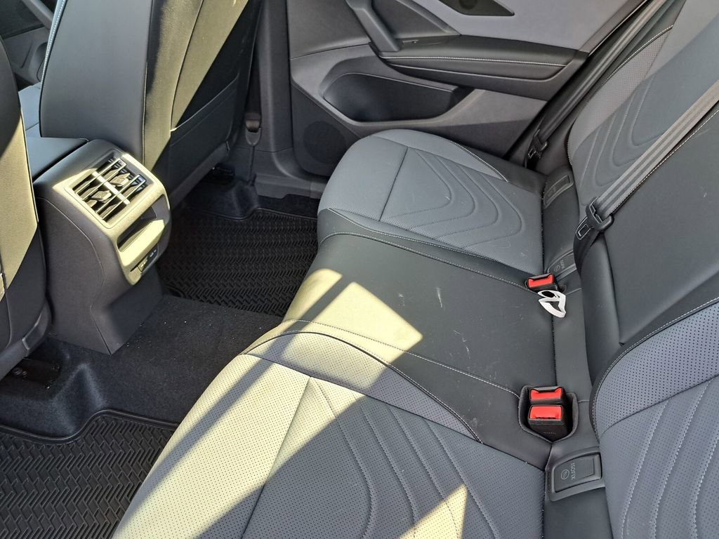 New 2026 Volkswagen Tiguan SE image 22