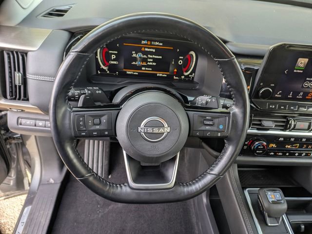 Used 2022 Nissan Pathfinder Platinum w/ Cargo Package image 17