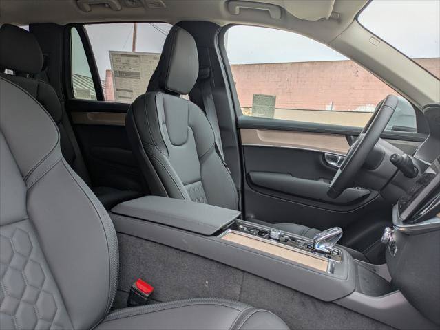 New 2026 Volvo XC90 T8 Plus w/ Protection Package AWD/4WD image 14