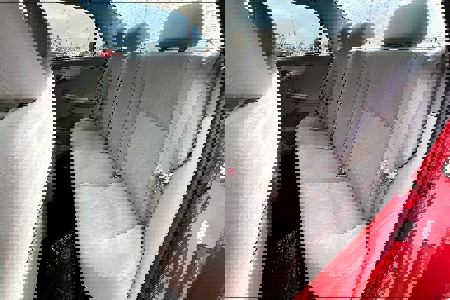 Used 2010 Toyota Corolla image 20