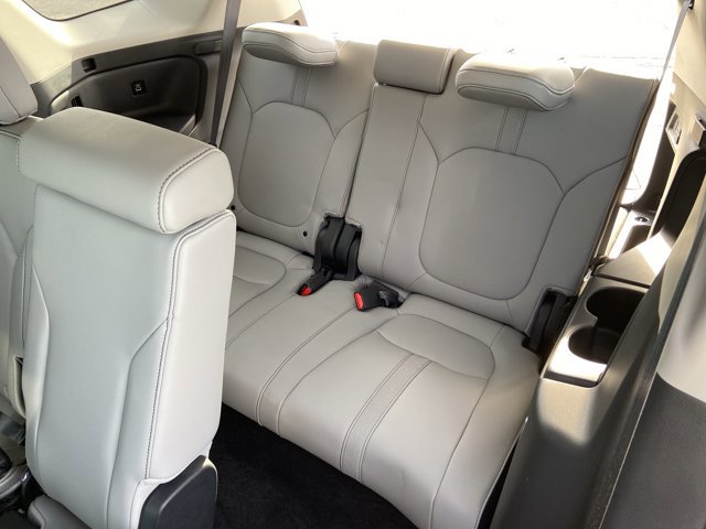 Used 2023 Honda Pilot EX-L image 54