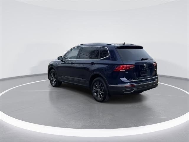 Certified 2022 Volkswagen Tiguan SE w/ Panoramic Sunroof Package image 6