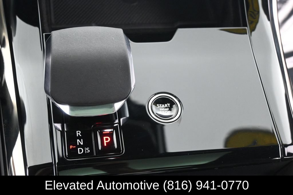 Used 2024 Land Rover Range Rover Sport Dynamic SE AWD/4WD image 25