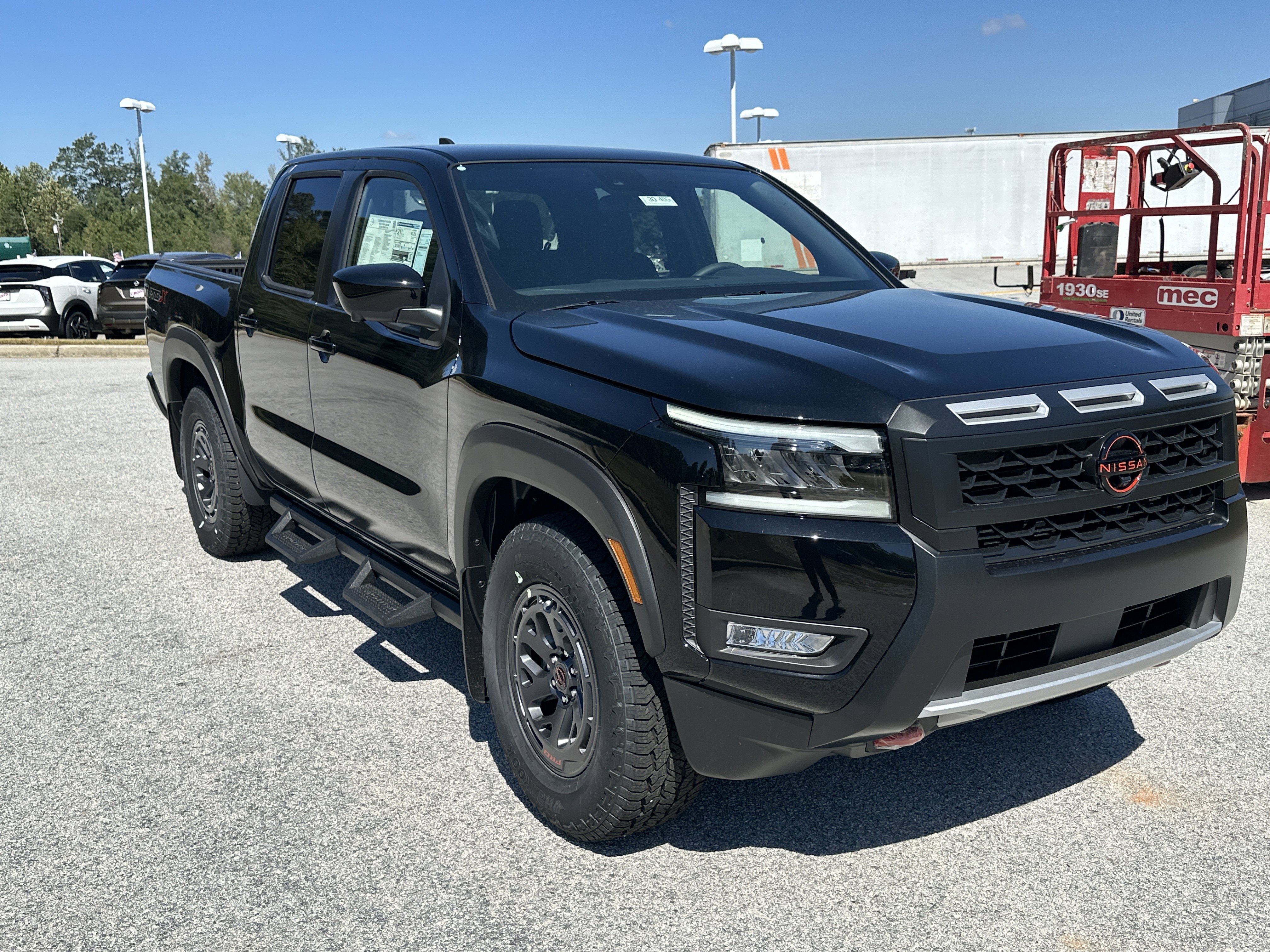 New 2026 Nissan Frontier Pro-X image 3