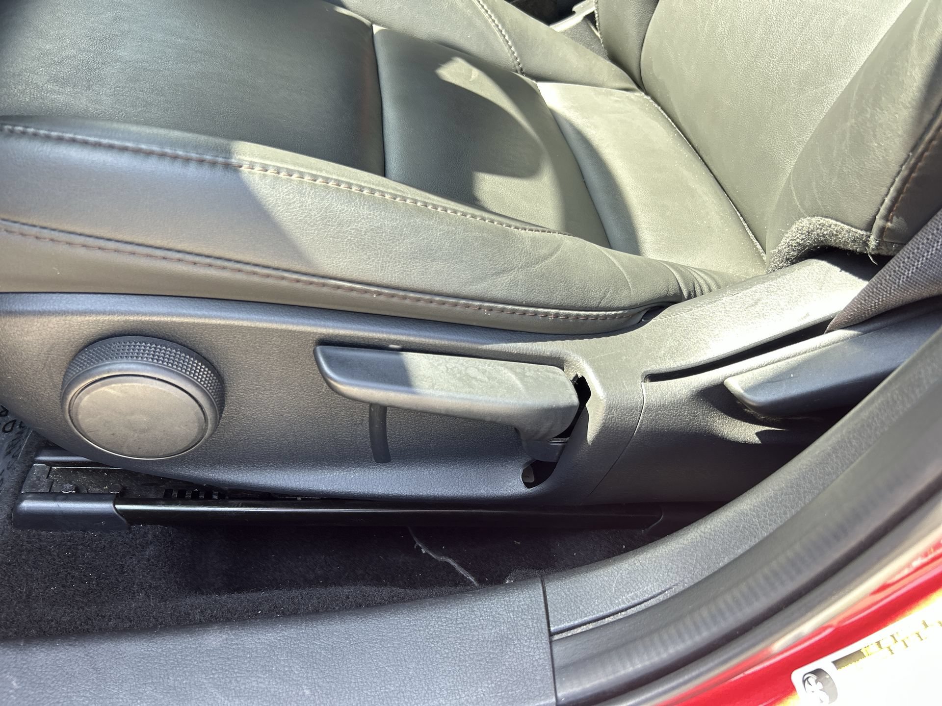 Used 2024 MAZDA MAZDA3 s FWD image 14