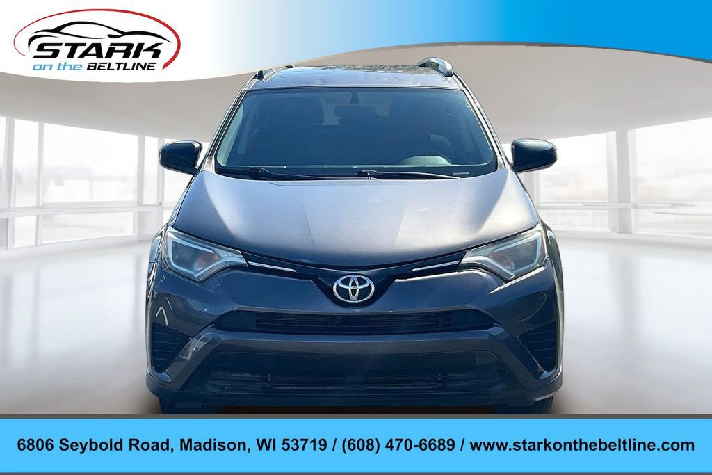 Used 2016 Toyota RAV4 LE AWD/4WD image 2