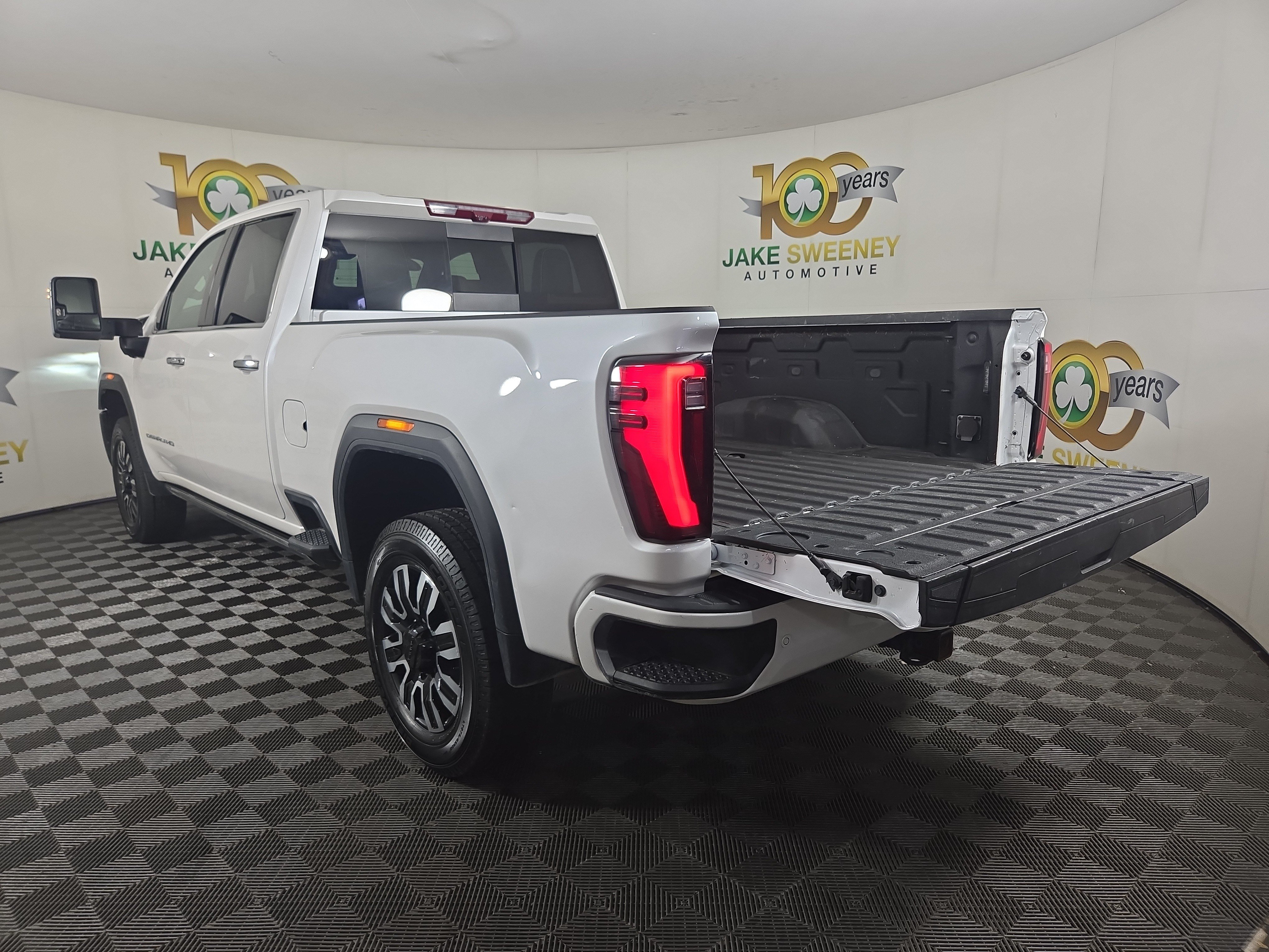 Certified 2024 GMC Sierra 2500 Denali Ultimate AWD/4WD image 33
