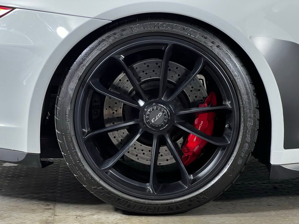 Certified 2018 Porsche 911 GT3 image 12