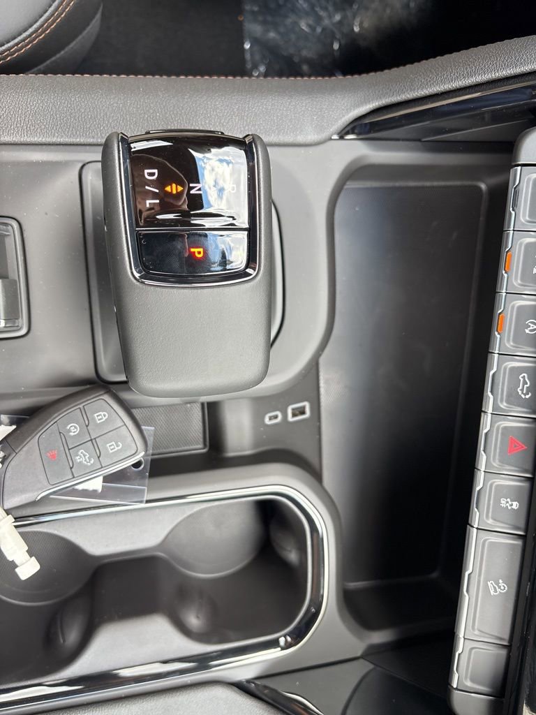 New 2026 GMC Sierra 1500 AT4 w/ AT4 Premium Package AWD/4WD image 28